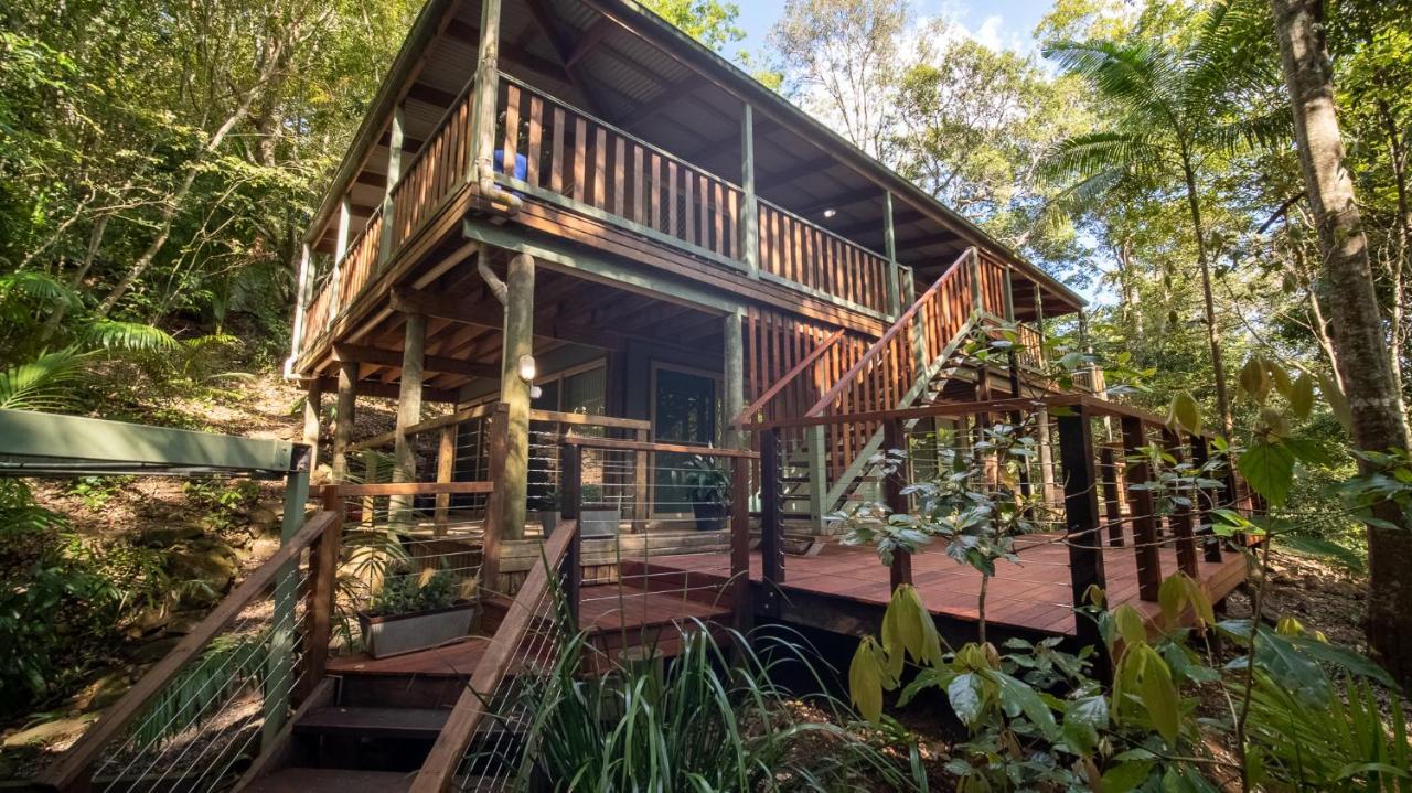 Treetops Montville Exterior photo