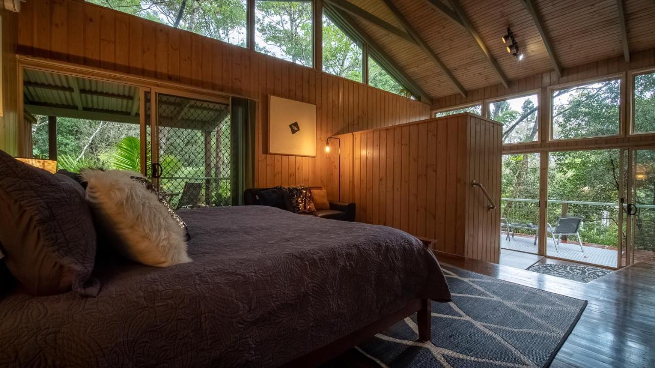 Treetops Montville Exterior photo