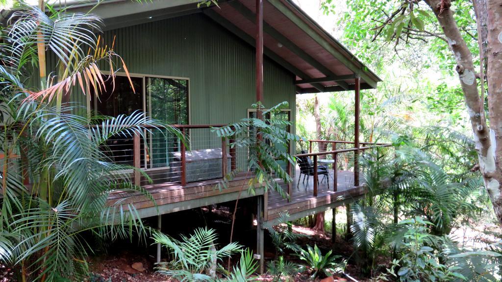 Treetops Montville Exterior photo