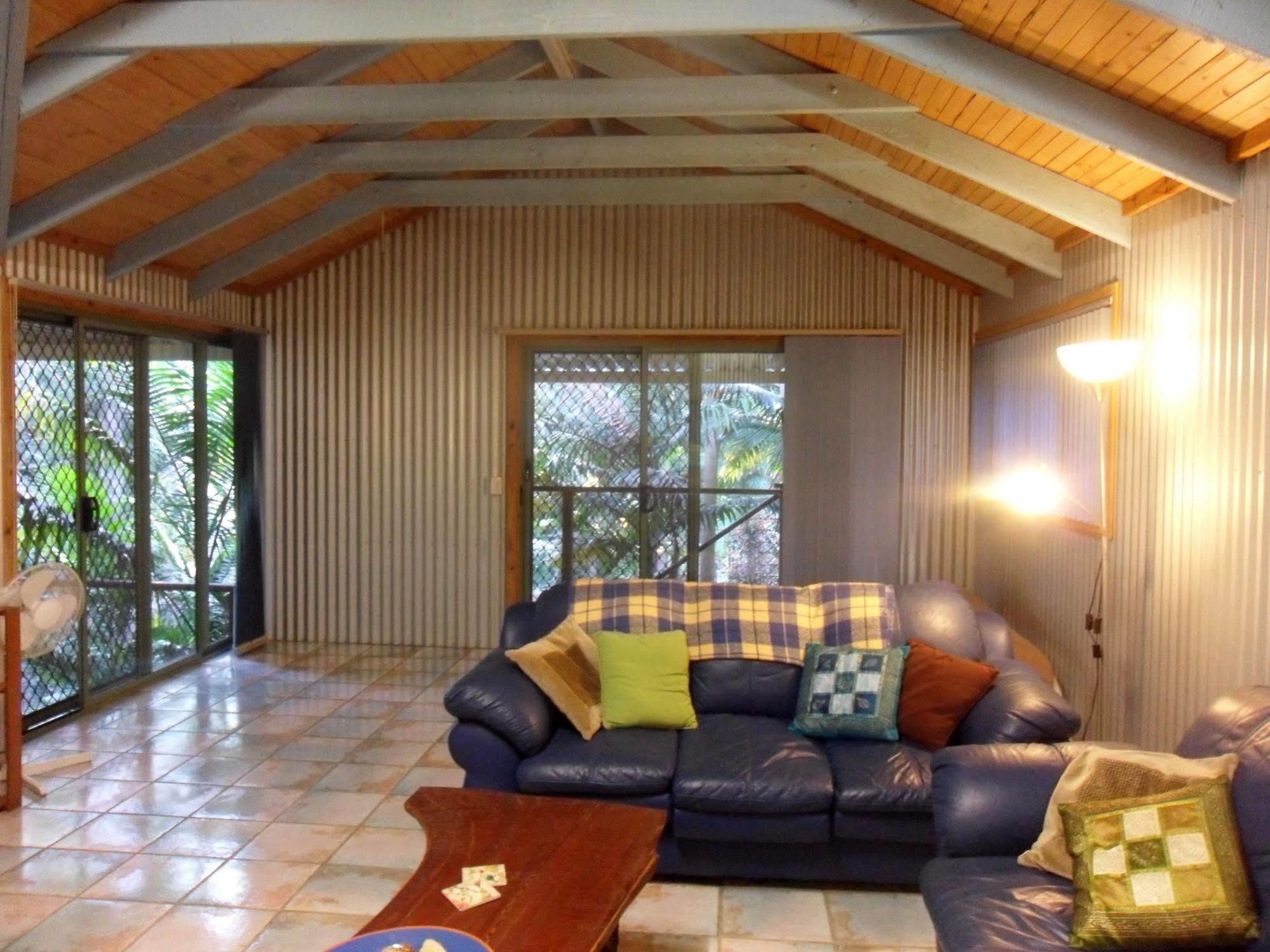 Treetops Montville Exterior photo