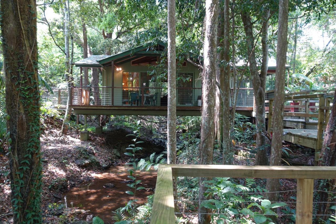 Treetops Montville Exterior photo